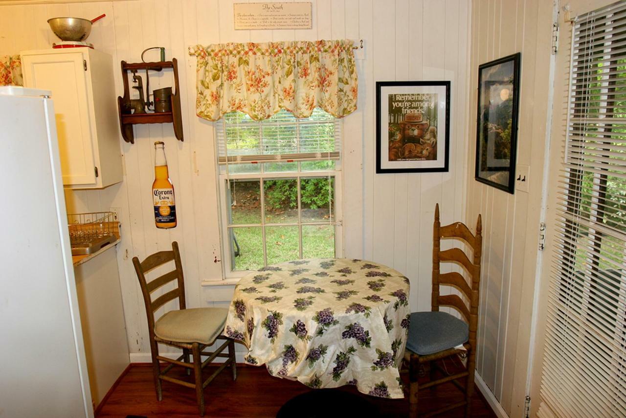 Villa Pine Gables Cabins à Lake Lure Extérieur photo