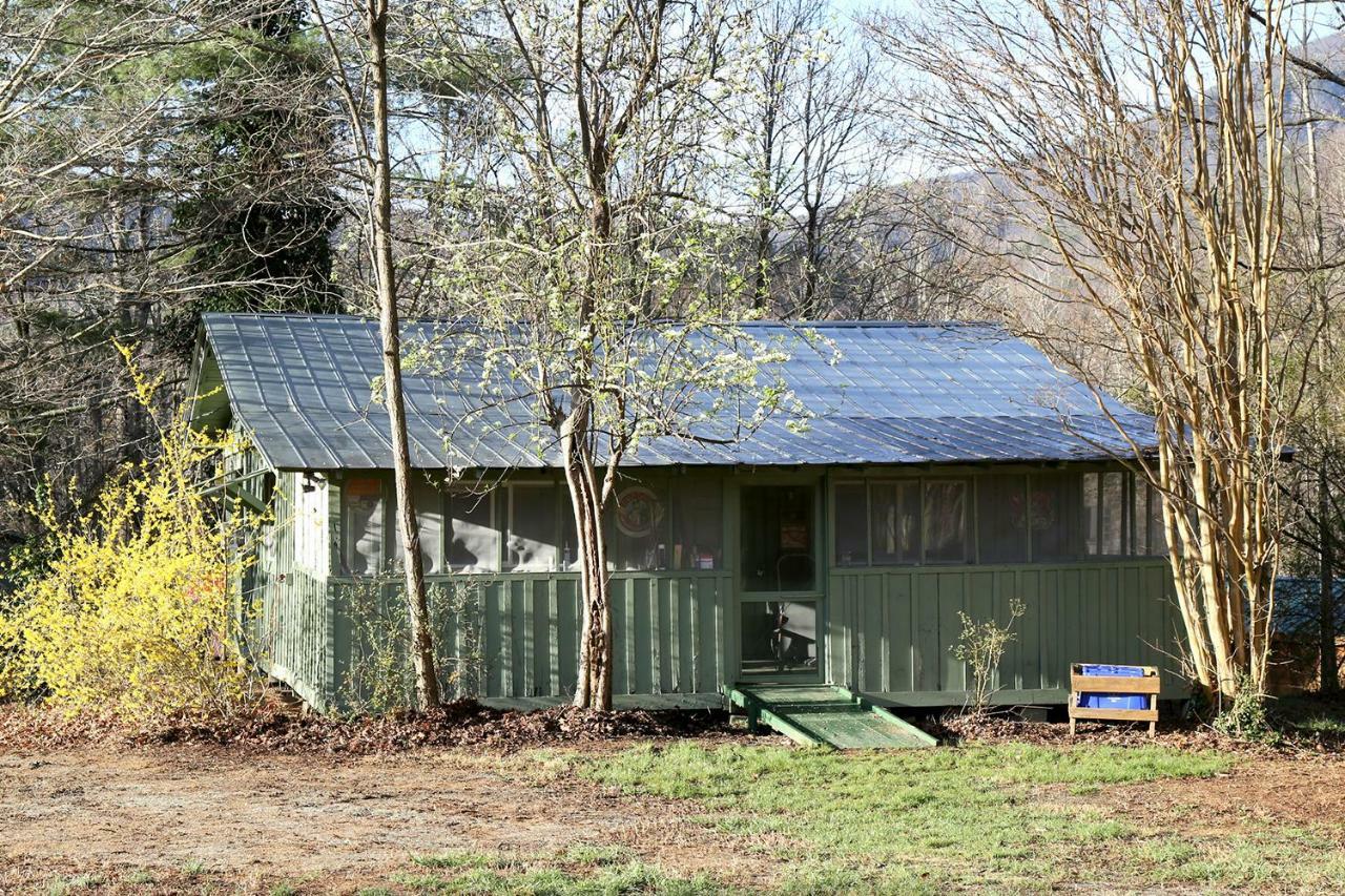Villa Pine Gables Cabins à Lake Lure Extérieur photo